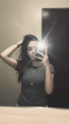 SELFIE  #fyp #gemini #mirrorselfie 