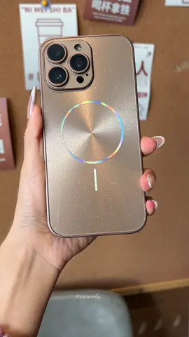 I think you will like the coffee gold case🤎🤎🤎#magsafecase #magsafe #iphonecase #phonecase #case #fallfreshness #freeshipping hh