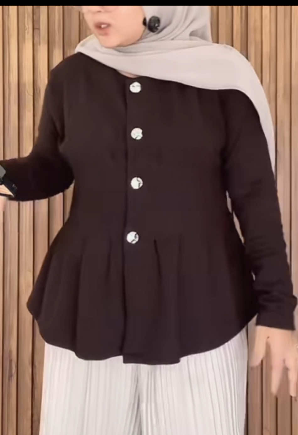 Davina Blouse Knit Atasan Wanita #atasanslimfit #atasanwanita #bajuwanita #fyp #foryou 