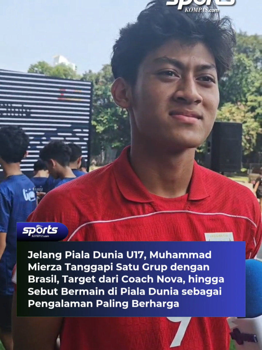Pemain Timnas U17 Indonesia, Mochammad Mierza Firjatullah, menegaskan bahwa ia tidak terlalu memikirkan soal Indonesia yang berada satu grup dengan Brasil di Piala Dunia U17 2025. Baginya, hasil ditentukan dari bagaimana tim bermain di lapangan.  Mierza menambahkan, target yang diberikan coach Nova Arianto adalah lolos ke fase knock-out. Namun, ia pribadi berharap bisa melangkah lebih jauh. Bermain di Piala Dunia U17 2025 disebutnya sebagai kesempatan luar biasa yang tidak akan disia-siakan.  Kreatif: Sayid Al Ghifari  Video Jurnalis: Pratama Yudha Editor: Sem Bagaskara  #TimnasIndonesia #GarudaNusantara #PialaDuniaU17 #CoachNova 