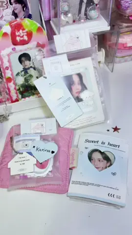 pack karina with me🩵🩵 #packingasmr #asmrvideo #packingphotocard #packingorderswithme 