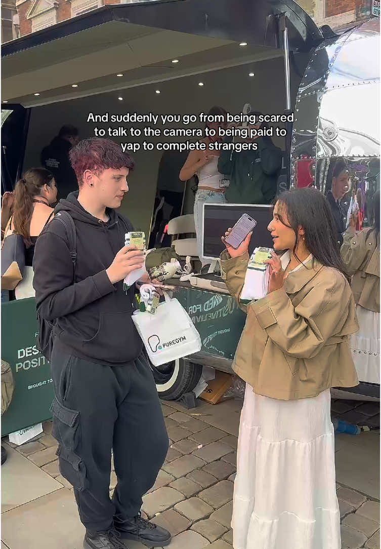 A fun day in Manchester truly stepping out my comfort zone 👌🏼 #ugc #ugccontentcreator #ugccreator #contentcreator #ugccontent #ugccexample #ugcuk #contentcreation #streetinterview 