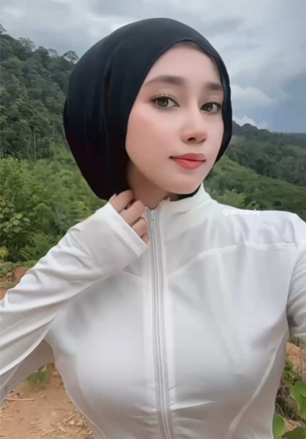 perfect outfit for hiking