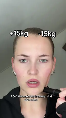 -15kg vs +15kg🫣 #blushhack #bronzer #contour #contouring #bronzerhack 