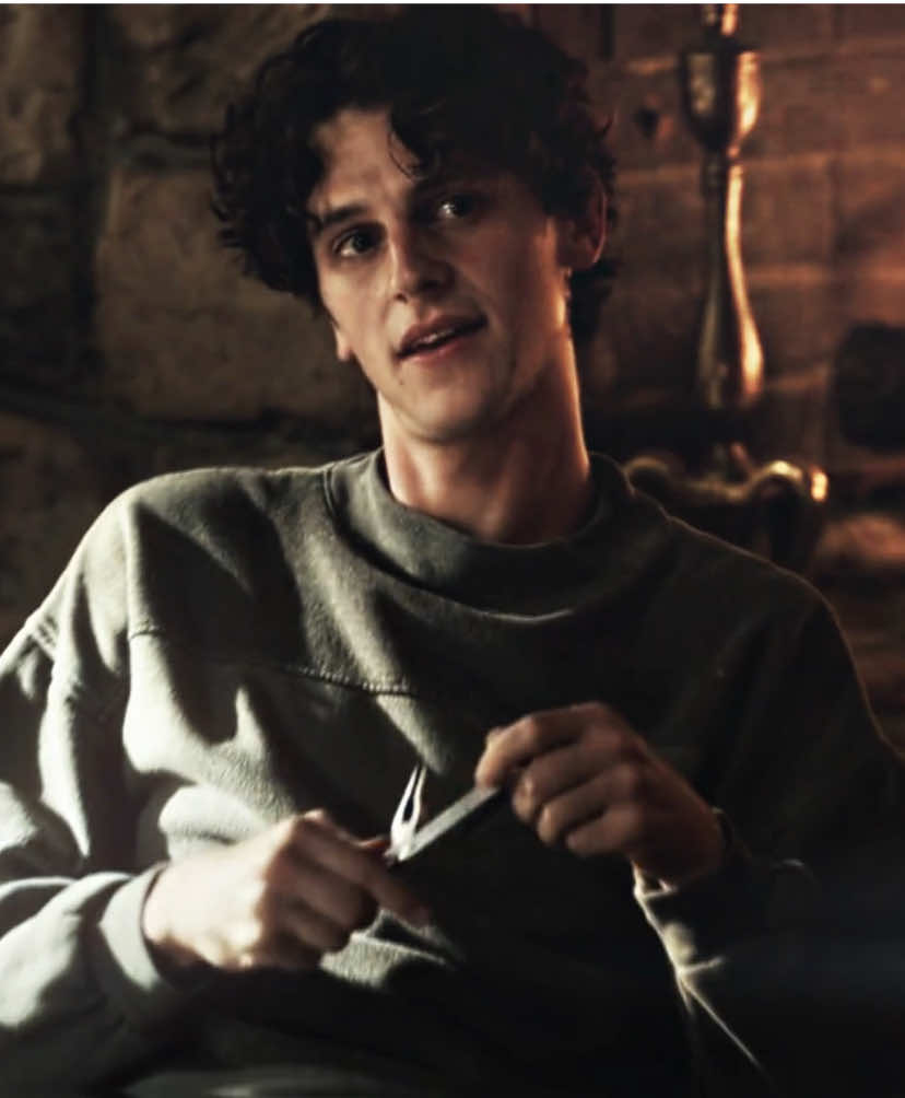Uni is frying me you guys :,D || scp:@𝙞𝙯𝙞𝙖 ⧗  || #owenpainter #tinybeautifulthings #younglucas #isaacnight #owenpainteredit 