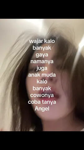 udah gitu ngakunya ga punya cowo 