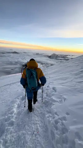 8K SUMMIT ALERT – MANASLU 8,163m Date: 26 September 2025 Another 8,000er in the books! 🎉 Our incredible team has successfully reached the summit of Manaslu, the 8th highest mountain on Earth! After months of dedication, preparation, and pushing through harsh weather, technical terrain, and the relentless challenges of high altitude, our climbers and Sherpa team proudly stood on the top. A huge congratulations to all the climbers and our Sherpa heroes who made this achievement possible. Your strength, courage, and determination inspire us all! Summiteers List: 	1.	MR. LI BO – 🇨🇳  	2.	MR. WU ZHAOLONG – 🇨🇳 	3.	MR. LI JIAN – 🇨🇳  	4.	MS. ZHANG XUCHAI – 🇨🇳  	5.	MS. ZHAO MEILIN – 🇨🇳  	6.	MR. YANG JUN – 🇨🇳  	7.	MS. LI LILI – 🇨🇳  	8.	MR. TIAN YUNGUI – 🇨🇳  	9.	MR. CAI PEILIN – 🇨🇳  	10.	MR. WANG XING – 🇨🇳  	11.	MR. KAMBIZ BOLOURI – 🇮🇷  	12.	MR. DAWA T SHERPA – 🇳🇵  	13.	MR. PASANG G SHERPA – 🇳🇵  	14.	MR. NGIMA T SHERPA – 🇳🇵  	15.	MR. DAWA SHERPA – 🇳🇵  	16.	MR. MINGMA D SHERPA – 🇳🇵  	17.	MR. DAWA T SHERPA – 🇳🇵  	18.	MR. DAWA N SHERPA – 🇳🇵  	19.	MR. MING DAWA SHERPA – 🇳🇵  	20.	MR. PHURBA SHERPA – 🇳🇵  	21.	MR. TASHI SHERPA – 🇳🇵 The descent is now underway — wishing the entire team a safe return and well-deserved rest! More of our 8K final team will be heading out tonight for their Manaslu Summit Push. We wish them the very best! 🏔️ 8K Current Running Expeditions: 	•	Dhaulagiri Expedition 2025 	•	Cho Oyu Expedition 2025 🔜 Upcoming in October & November: 	•	Ama Dablam Expedition 	•	Himlung Himal Expedition (Last-minute spots available!) 📧 To Book: info@8kexpeditions.com 📲 WhatsApp: +977-9851351884 / +977-9869532709 Let’s climb higher — together with @8K Expeditions ✨ #8kexpeditions #manaslu  #mountain #climbing #adventure