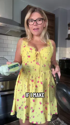 Just enjoy your breakfast in bed #breakfast #housewife #wifey #comedy #weirdo 