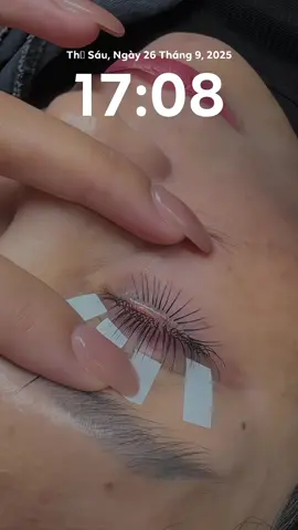 🧸Lâu lâu lên vibe Cận cảnh Chân Keo Mi Nối nhà em Lan Anh 🤪🤪 Khách mê em ở điểm này chứ điểm nào nạ 🫶🫶 👋#Book lịch liền các chị ưiiii #xuhuong #viral 
