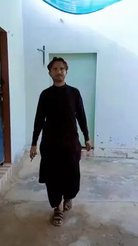 @YASEEN ROONJHA()()_♠️🌟 