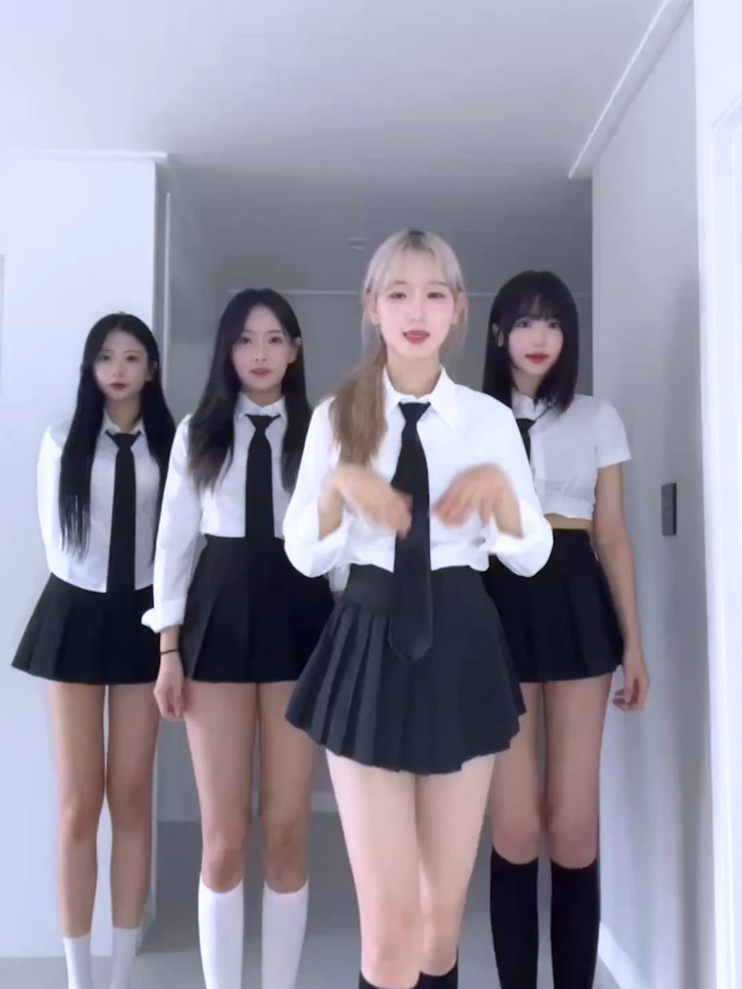 이게 떴다면 당신의 알고리즘은 이미 망했습니다 #이찬오빠 #이찬오빠멋있다 #챌린지