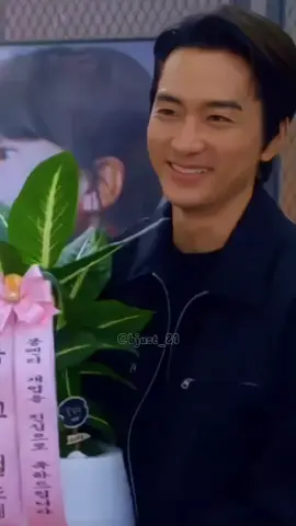 He's so handsome @songseungheon_1005 😍🥰💖 #songseungheon_1005 #songseungheon1005 #songseungheon #mygoldenstar #fyp 