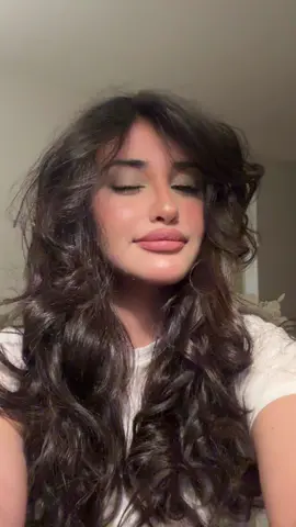 مقاطع مخليتها لنفسي :