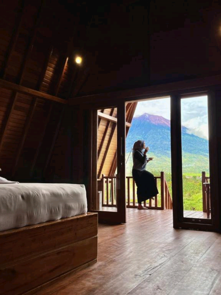 The Hills Kerinci Resort, gunung kerinci kayu aro. #nginepserudulu #padahariini #fyp #jambipride #kerinci 