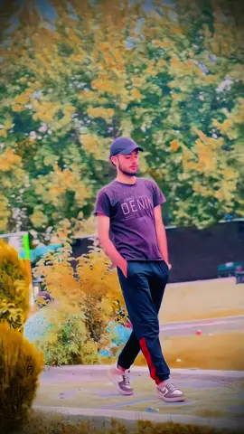 Buh dor buh bass 🙏🏻🙏🏻#dontunderreviewmyvideo #acting #slomo #viral #shina @TiktokPakistanOfficial 