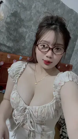 App nợ các ae lời xl 😂😅🥹….  Có em xin  đừng thêm ai..!!!