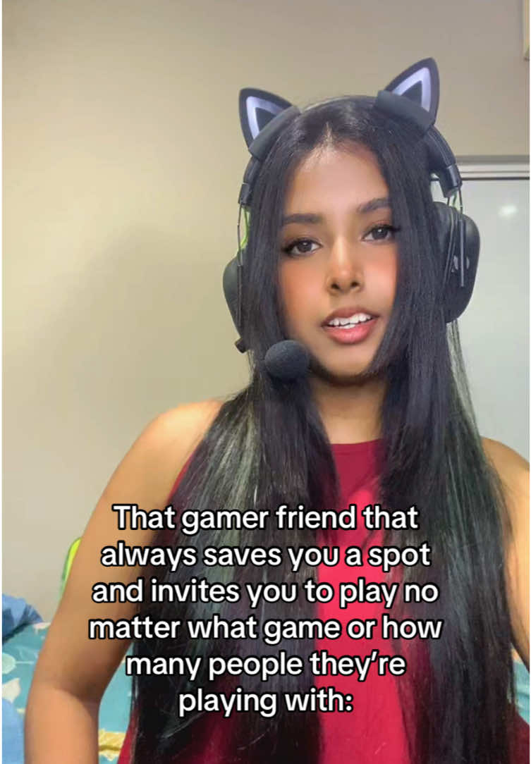 The friend that turns every match into a memory 💖 #GirlGamers #GamerBestie #GamingVibes #WholesomeGaming #FYP