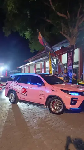 Mobilmu seng ndi bolo? #fyppppppppppppppppppppppp #probolinggohitz #karnavalprobolinggo #pro7 #carmeet @PRO7 Autolighting @jamprob_probolinggo @sam_inok87 @Jambrong Project 🔗 @faysal_malang satu @Masbondit @𝘽𝙪𝙚𝙙𝙮𝙈𝙚𝙖𝙭 
