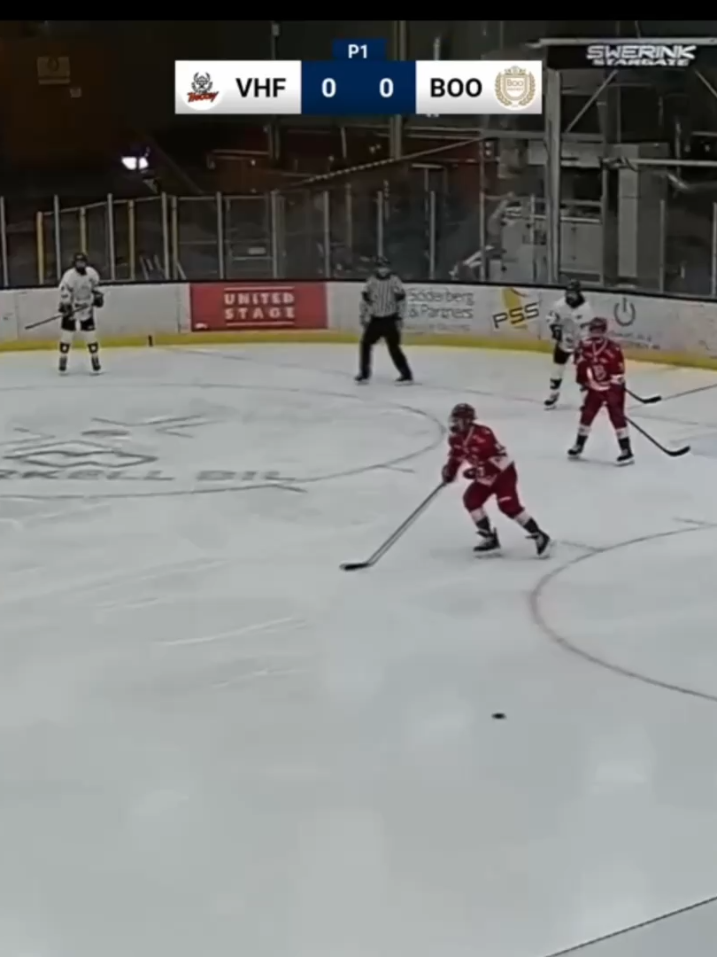 Mål. @fabbe_spjuth. Assist. @zaicev__s och @max.stavin2018. @boohockey_j18