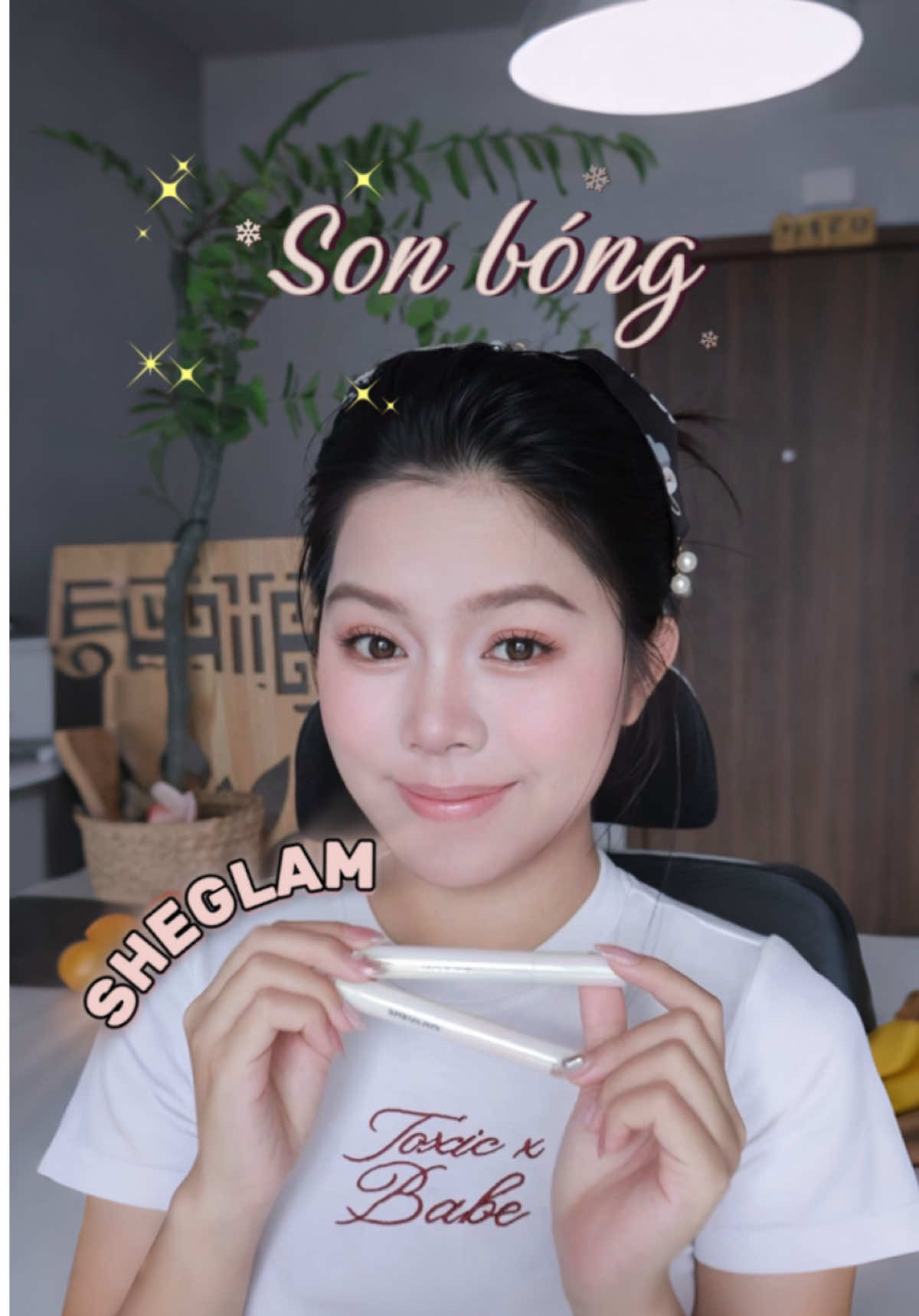 Một em son bóng mà mình mới phát hiện ra, dưỡng ẩm lại còn siêu tự nhiên luôn ấy @SHEGLAM Store VN  #SHEGLAM #SHEGLAMvn #SHEGLAMLipPlumper
