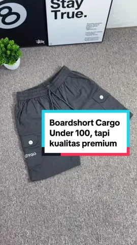 Celana Boardshort Cargo under 100 ribu tapi rasa premium. Bahan cotton twill stretch, nyaman buat gerak bebas seharian. Cutting rapi, jahitan kuat, siap dipakai!😍  🛒Kalau gak masuk keranjang, nyesel sih. #boardshortcargo #celanacargo #fashionmen #mensfashion #payday #celanaboardshort 