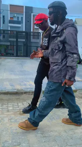 even the girl you love will follow another when there's no money 🥷💰💯💰🥷💯🥷💰🥷 #reels #osimhentwin #trending #fyp @osimhentwin_tiktok @burna Cee 