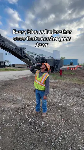 Gotta love this blue collar life! #fyp #bluecollar #constructionworker 