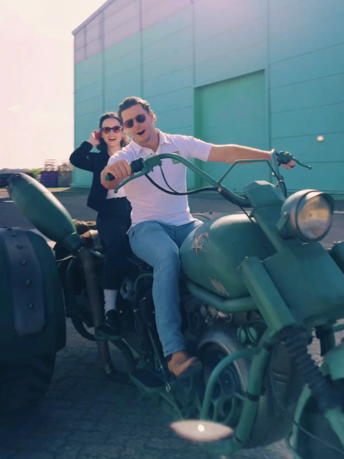 Justice is taking a joyride through set! 🏍️ Callum Kerr and Julia Rehwald hit the Billower Bike to talk about landing their roles and share some of their favorite moments from Season 2.