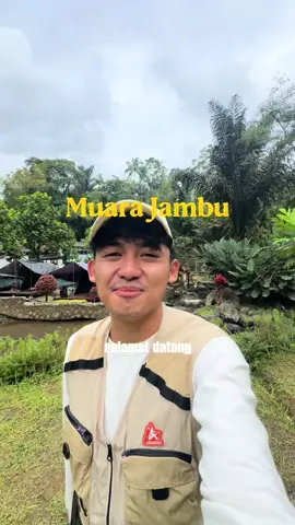 Healing deket aja, nggak perlu jauh ke Bandung! ✨ Buat teman-teman Bekasi, Karawang, Majalengka, dan sekitarnya, sekarang kalian bisa nikmatin sejuknya udara pedesaan cuma 20 menit dari Tangkuban Perahu dan 10 menit dari Ciater Hotspring 🌿 🏕️ Fasilitas & Aktivitas seru: 	•	Camping dengan perlengkapan lengkap (cukup bawa baju ganti aja!) 	•	River tubing 1,5 km selama 30 menit 🚣‍♂️ 	•	Kolam renang untuk keluarga 👨‍👩‍👧‍👦 	•	Paintball bareng teman/keluarga 🔫 	•	Dinner BBQ & nongkrong cantik di pinggir sungai atau depan api unggun 🍖🔥 Pokoknya paket lengkap pisan, cocok buat quality time sama keluarga ataupun bestie! 📍 Info lengkap & promo menarik: cek langsung di Instagram @muarajambuofficial 