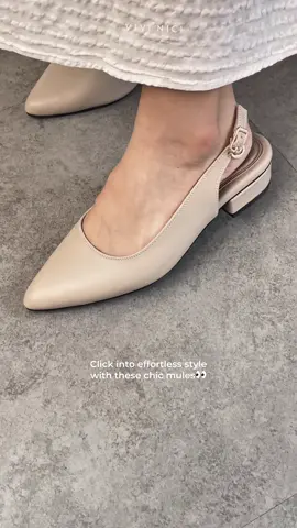 not every mules can balance comfort and statement, but these mules manage to do both with ease✨ #vivinici #fyp #sepatuwanita #heelswanita 