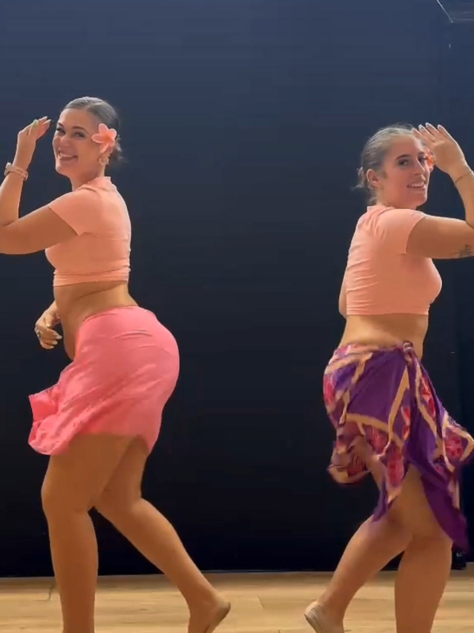 BIG DANSA 🌺 💥 @Klassik Frescobar #trend #dansa #fypp #porti #oritahiti @Axelle 🕊 