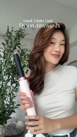 🚨 How my first week with the @Dyson Singapore #Airwrapx2 is going: 5 looks from just 1 tool with 6 attachments! I’m crazy impressed by how powerful the air pressure is (said to be 30% more powerful than the first Airwrap) - it took me half the time to dry my hair. Did I also mention that they have the new Airsmooth2x attachment too? Now I can get both straighter and curled hair with this one Airwrap! #DysonBeauty #DysonSG #Airwrap2x
