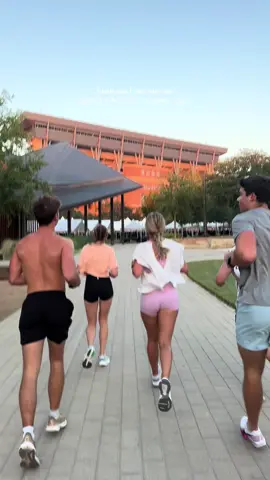 Runs clubssss are needed #runclub #texasaggies #texasamuniversity #gigem #aggies 
