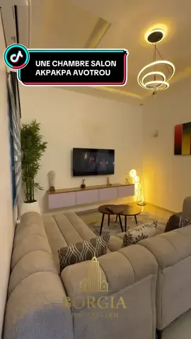 MAGNIFIQUE APPARTEMENT MEUBLÉ D’UNE CHAMBRE SALON MISE EN  LOCATION SAISONNIÈRE à AKPAKPA SITUÉ à AVOTROU DANS LA VON DE LA PHARMACIE BIEN ÊTRE  COMMODITÉ: - UNE CHAMBRE ET  SALON CLIMATISÉ  - CUISINE ÉQUIPÉE  -UNE TÉLÉVISION 4K de 55 pouce 2022  -WIFI ILLIMITÉ CONNEXION FIBRE OPTIQUE  - UNE DOUCHE   -  GARDIENNAGE  NB: ÉLECTRICITÉ À LA CHARGE DU CLIENT (e) 25.000FCFA LA NUITÉE 140.000FCFA LA SEMAINE  450.000 FCFA LE MOIS    POSSIBILITÉ DE PRENDRE L'APPARTEMENT AVEC VÉHICULE ET CHAUFFEUR#chic #benintiktok🇧🇯 #appartement #cotonou229🇧🇯 #ville 