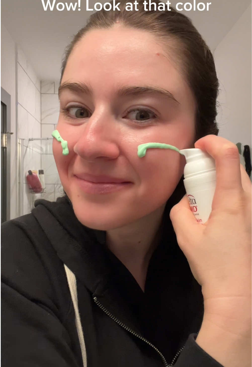 This green sunscreen by @EltaMD Skin Care has me 🤯🤯🤯 safe to say this will be a new staple sunscreen for me to calm my rosacea prone skin✨ #rosacea #skincareroutine #skincare #skincaretips #dermatology