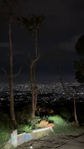 View cartil kalo malam hari seindah ini tuhan 🥰 #cartil #bandunghits #xyzbca #fyp #trending 