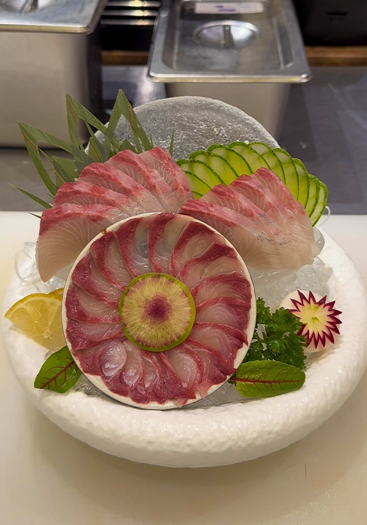 “Sashimi cá cam – nhìn thôi cũng mê ✨” #fyp #amthucnhatban🇯🇵🇯🇵🇯🇵🇯🇵 #sushi #sashimi #cooking 