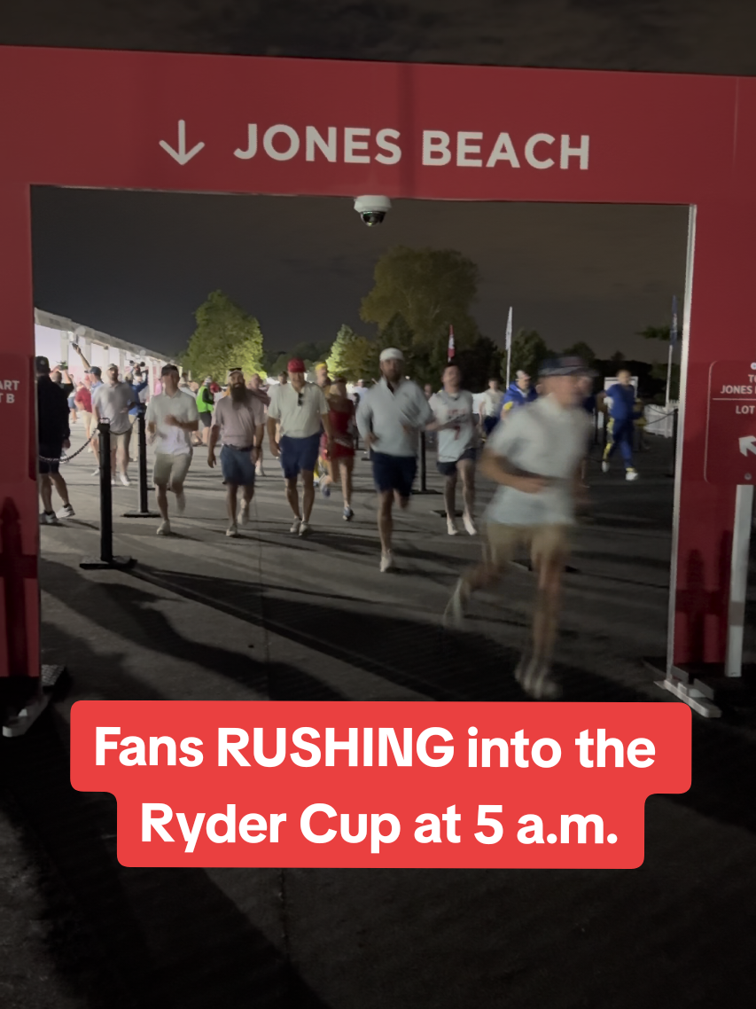 Fans were on a mission this morning #RyderCup #fans #golf 