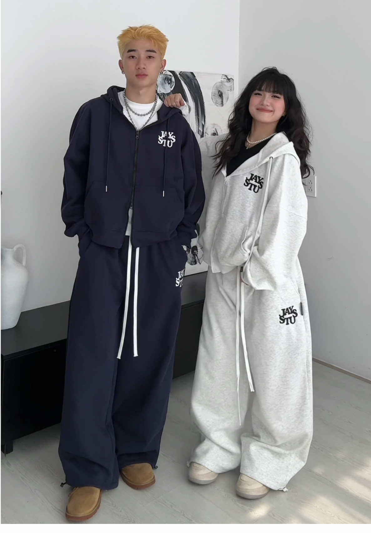 Lạnh rồi mấy pà, rủ bồ sắm đồ nỉ mặc đôi ngay đii nèee ❄️☃️#jaystoree #outfitideas #couple #xuhuongtiktok #fypシ゚ 