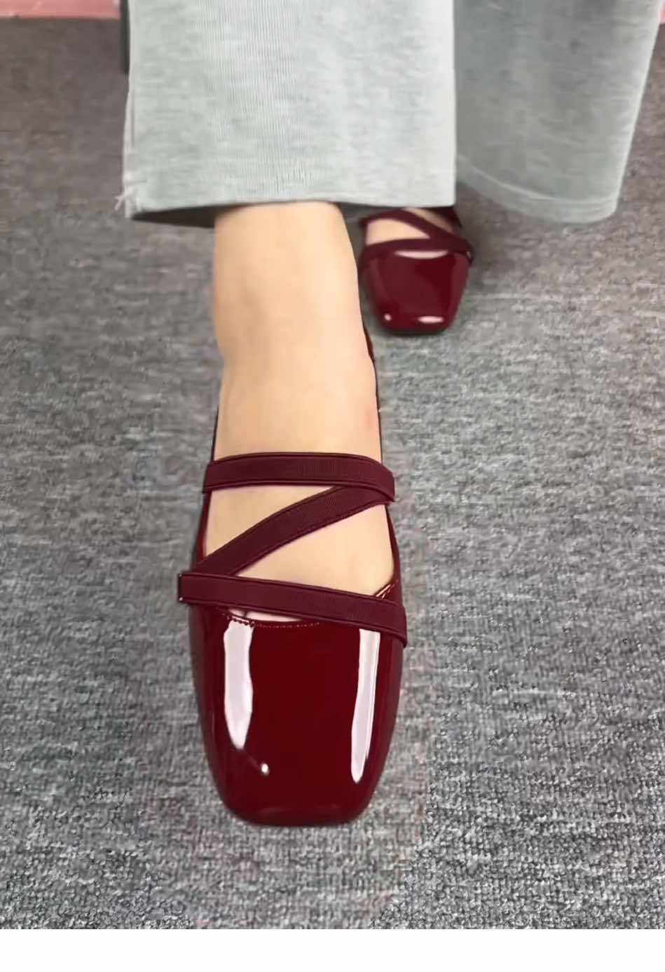Super white red, this is my favorite.#shoes #fallshoes #fallesthetic #fall#tiktokblackfriday 