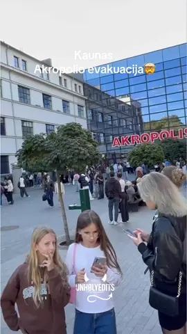 Kauno akropolio evukuacija 😤🤯 #onlykaunas #lithuania #fyp #lietuva #kaunas 