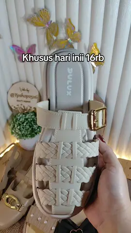 diskon khusus hari inii ,turun 1 size#sendal#karet#ringan#OOTD#murcebangetloh😍😍 