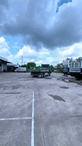 Đưa em đi 1 ngày đẹp trời. Đã chuẩn bị bãi xe để đón những chiến binh mới phủ xanh dự án tại Tỉnh Quảng Trị . #xedaukeo #xebenhowo #xebenv7x #viralvideo #xuhuongtiktok 