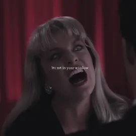 tfw when you’re trying to solve a strangers case and then she starts haunting you #twinpeaks #twinpeaksedit #laurapalmer #dalecooper 
