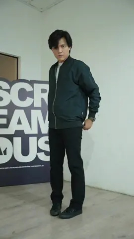 Aura +++ with bomber jacket cale😱💯 #screamous #screamous_store #bomberjacket 