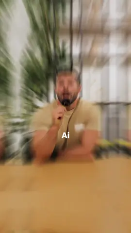 Ai tras toată săptămâna și vineri te întrebi: „Strică un pahar de vin tot ce-am făcut?”
 🥂 Un pahar nu te îngrașă peste noapte.
 ❗Dar alcoolul are 7 kcal/gram și oprește arderea grăsimilor pentru până la 24h.
 🍕 Iar problema reală vine după: foamea, pofta de ronțăieli, „hai și o pizza”.
 Dacă devine un obicei de weekend, da — îți sabotează tot progresul.
 🔁 Nu prin paharul în sine, ci prin tot ce vine la pachet cu el.
 📌 Alcoolul ocazional nu e tragedie. Dar consumul constant = stagnare garantată.
 📲 Dă follow dacă vrei să înveți cum să slăbești fără să renunți la viața socială și fără să o iei
 de la capăt în fiecare luni.
 #alexvalah #slabitinteligent #alcoolsiardereagrasimii #faraextreme #slabitcuviatasociala
  