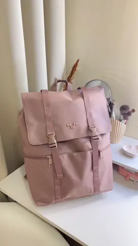 unpack my MaH Siro backpack with me🤍✨ #mah #mahsirobackpack #backpack #schoolbag