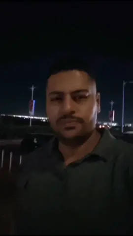 وبسم الله اكلة النهاردة بيتزا سي فود وبيتزا اسموكي بيرجر ومشروب انا مش عارفو وبيتزا بالعسل ادي ياعم ميسو 😂😂😂😂♥️ @عم ميسو 