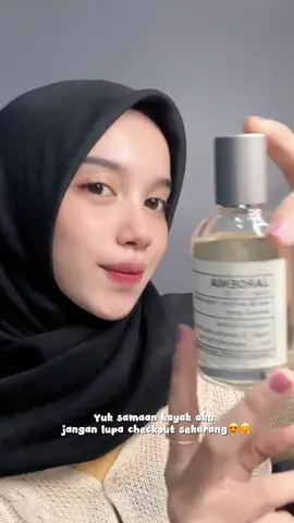 Kebayang ga wanginya gimana?Sekarang jadi favorit aku bgt niii🥰@Le amor_co  #rekomendasi #parfum #parfumviral #4u #paydaysale 