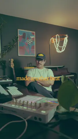 FLOWERS - full beat in my bio.  #draketypebeat #rnbtrap #newbeat #beatforsale 